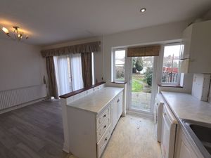 Photo 5- click for photo gallery